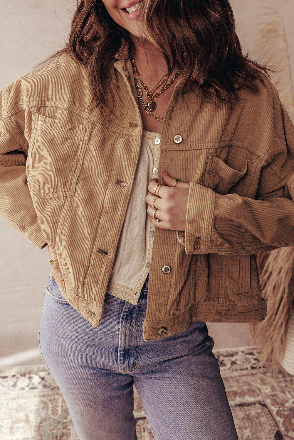 Plus Size Women's Cozy Camel Corduroy Jacket with Double Pockets - Stylish Fall Outerwear for Effortless Layering
