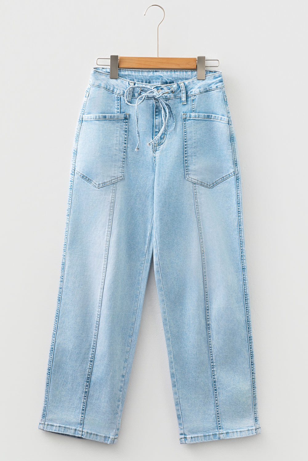 Chic High-Waisted Blue Jeans for Women - Flattering Fit, Versatile Denim for Casual & Dressy Looks