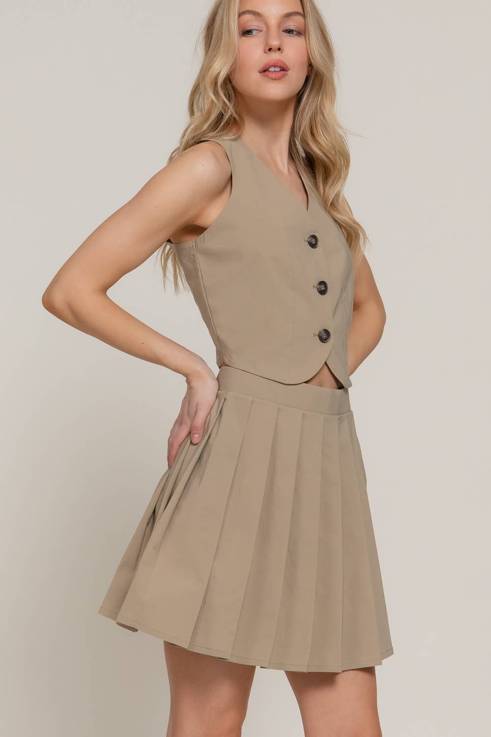 1 Stop Fashions