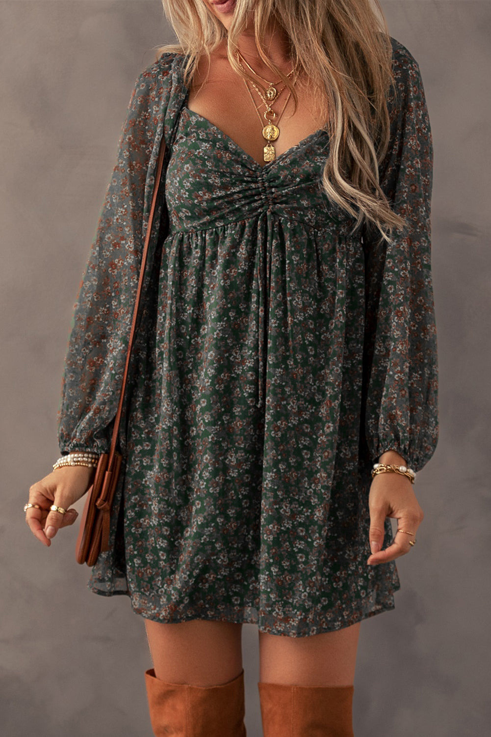 Elegant Women's Green Floral Summer Dress - Flowy Fit Perfect for Casual Outings, Garden Parties, and Outdoor Events