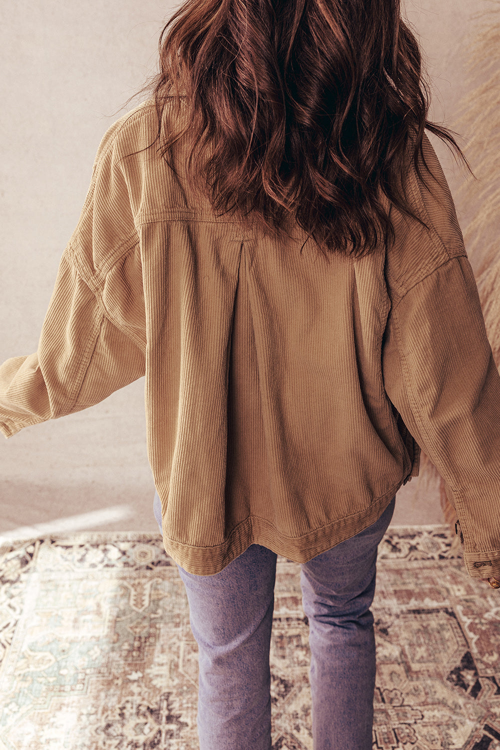 Plus Size Women's Cozy Camel Corduroy Jacket with Double Pockets - Stylish Fall Outerwear for Effortless Layering