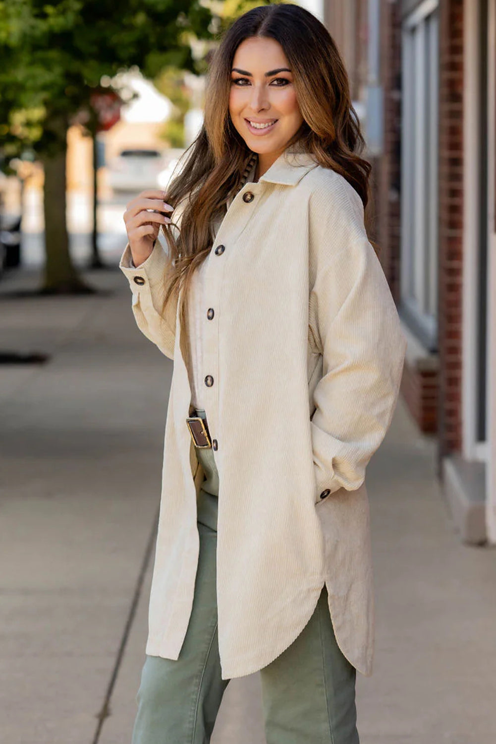 Trendy Women's Oversized Jet Stream Corduroy Shacket with Side Slits - Stylish Casual Fall Layering Jacket