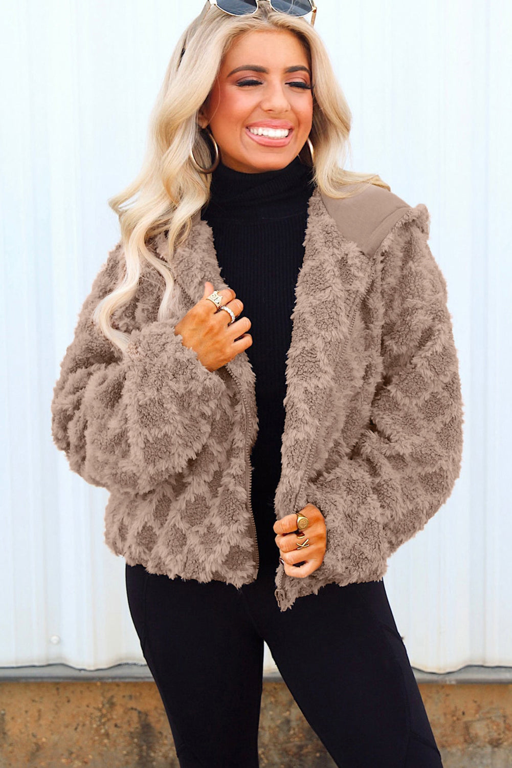 Cozy Women's Chestnut Brown Sherpa Hooded Jacket with Side Pockets - Stylish Zip-Up for Casual Comfort