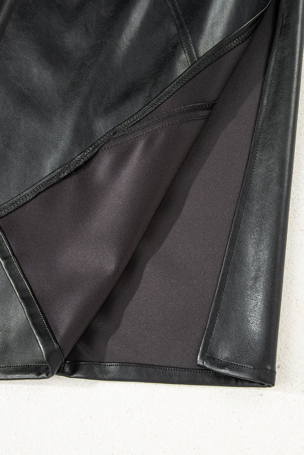 Elegant High-Waisted Black Maxi Skirt for Women - Flowy, Versatile Design for Casual and Formal Wear