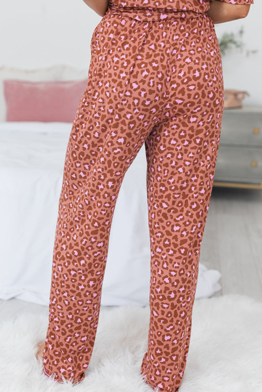 Stylish Women's Brown Leopard Print Short Sleeve Pajama Set with Pants - Cozy Loungewear for Ultimate Comfort
