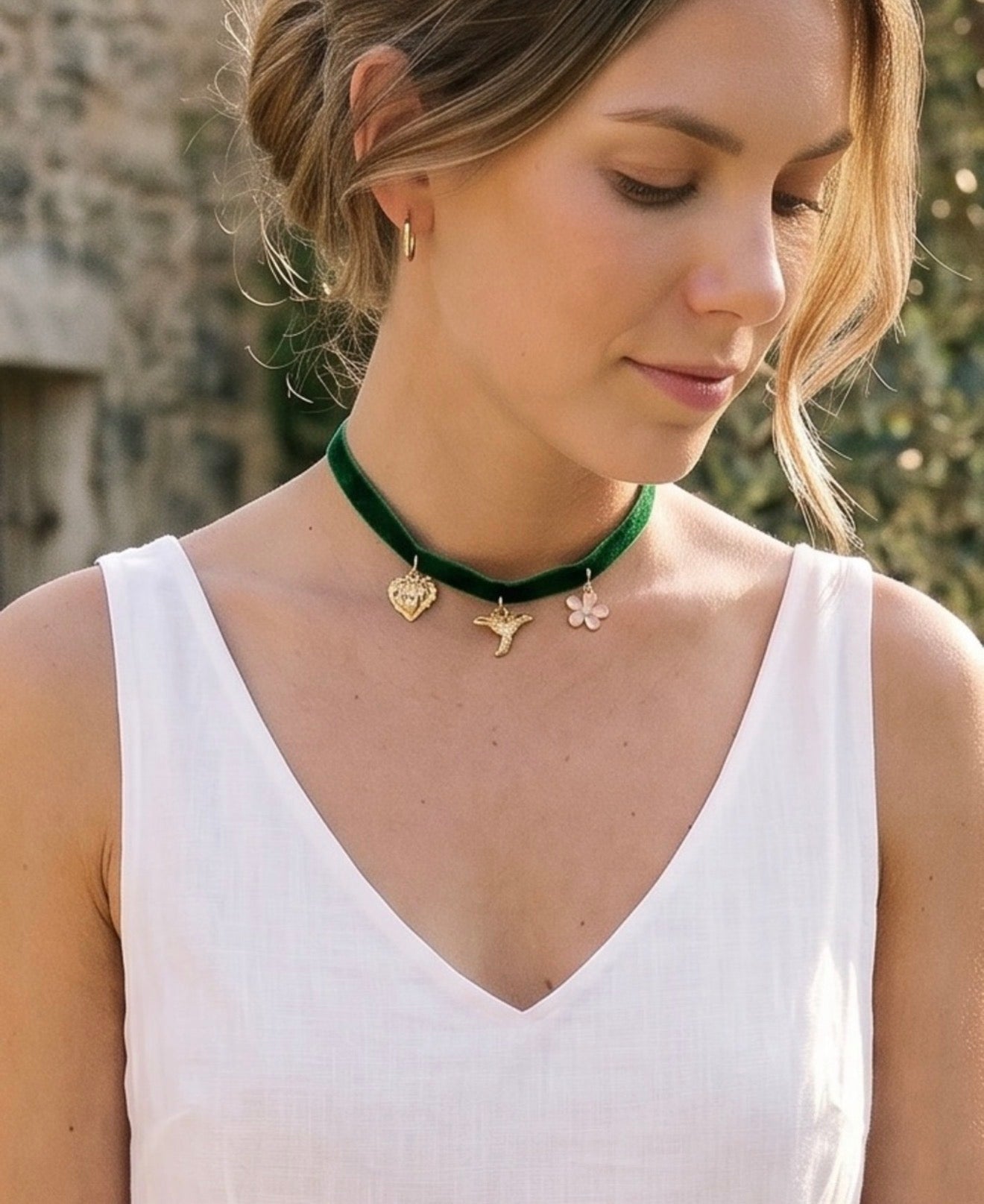 Hummingbird Charm choker necklace green & gold