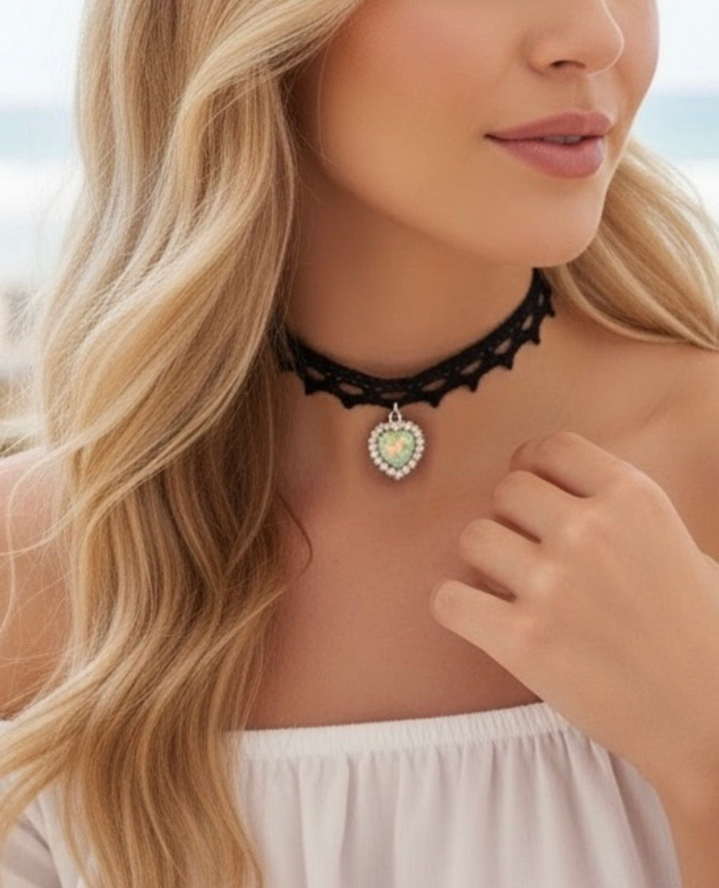 Cubic Zirconia Green Heart Charm Lace Choker Necklace With Pendant
