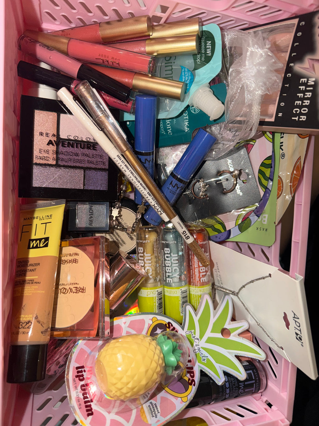 Mystery Box Makeup/skincare/ jewelry/ accessories & more