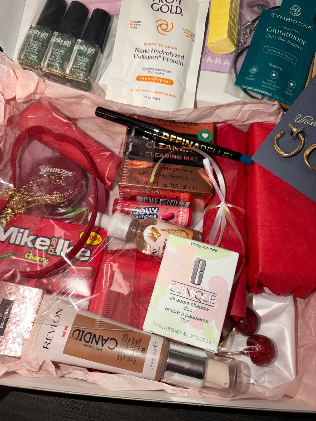 Mystery Box Makeup/skincare/ jewelry/ accessories & more