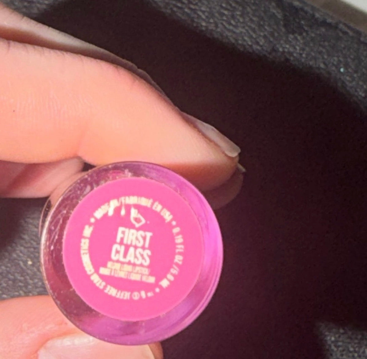 Jeffree Star Liquid Lipstick - First Class / Gold