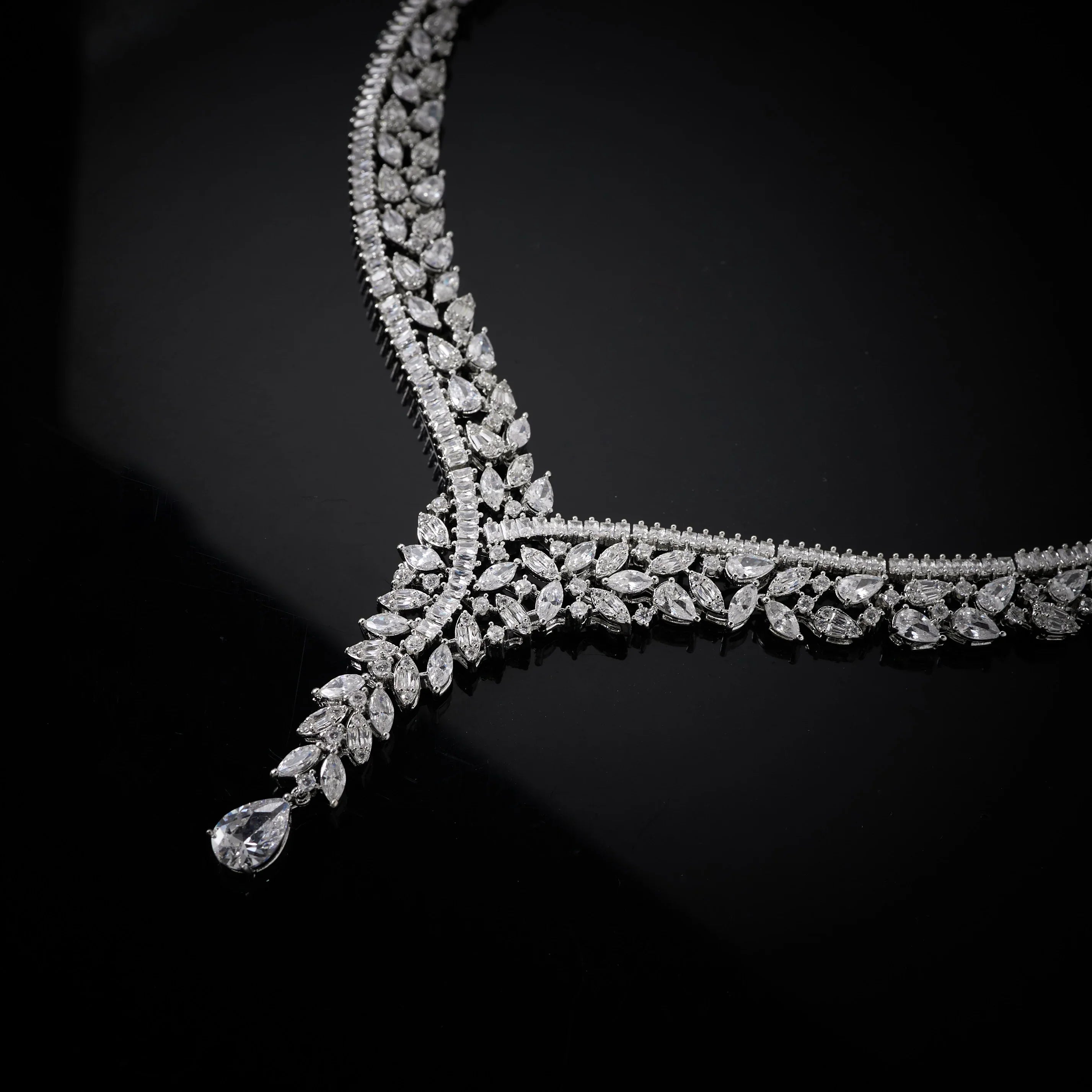 Bridal Luxury Elegant Necklace Set for Women  Cubic Zirconia Wedding Jewelry Set for Brides & Accessories