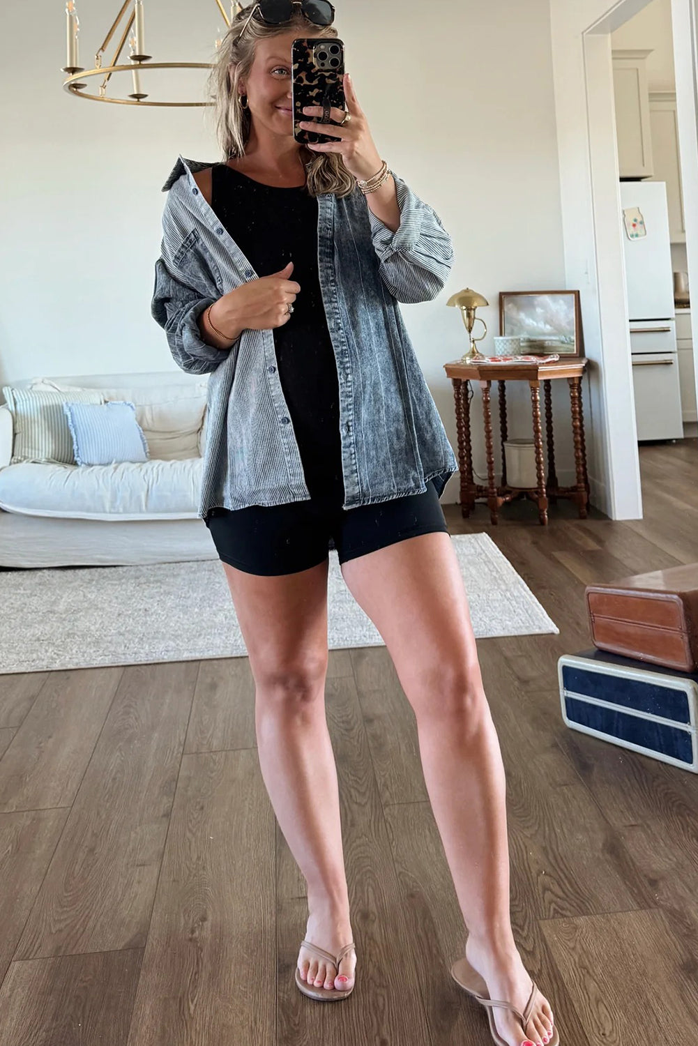 Trendy Women's Blue Patchwork Denim Jacket with Stripes & Drop Shoulder - Stylish Casual Outerwear for Every Occasion