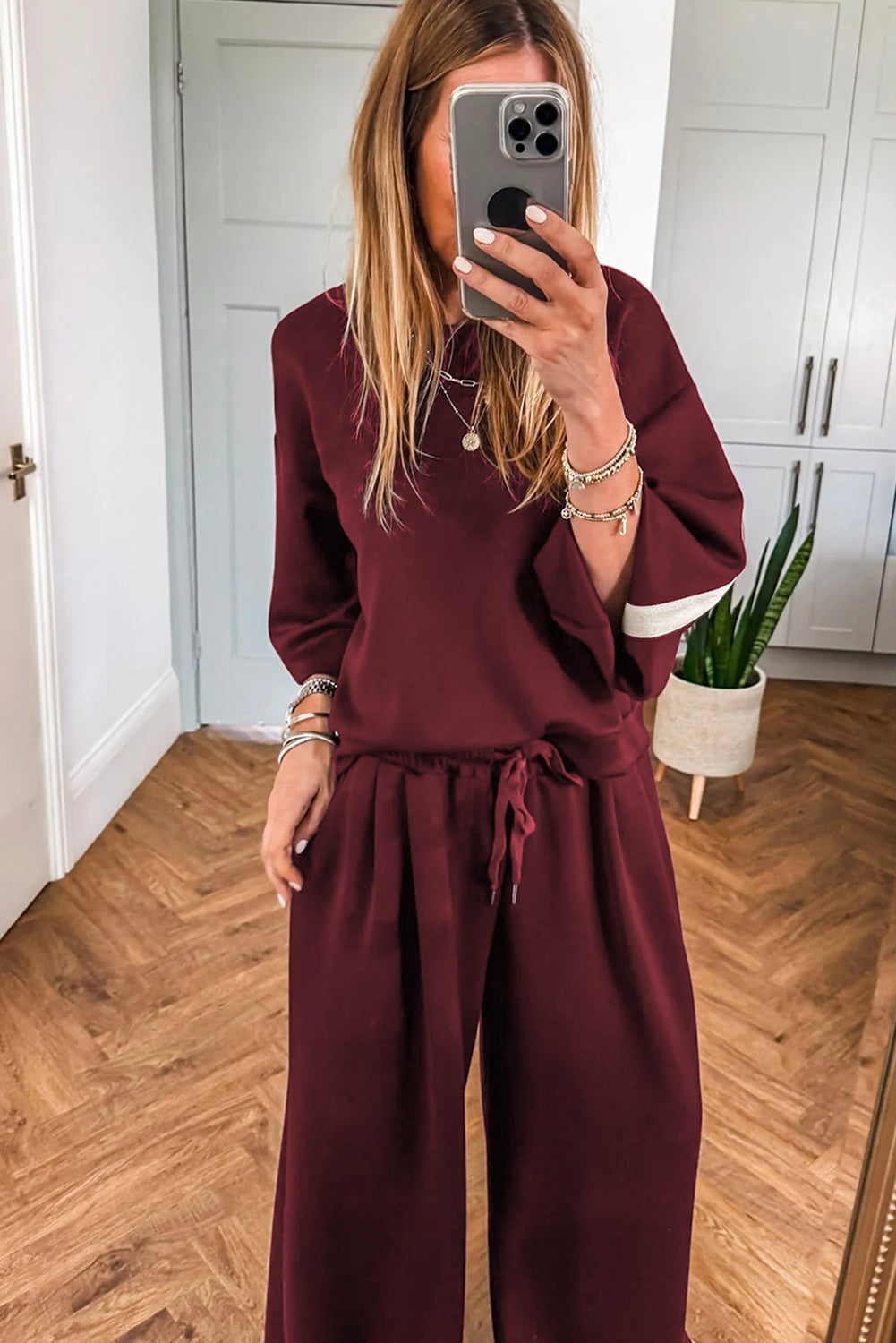Burgundy Women's Casual Varsity Striped 3/4 Sleeve Pullover & Drawstring Sweatpants Set for Ultimate Comfort