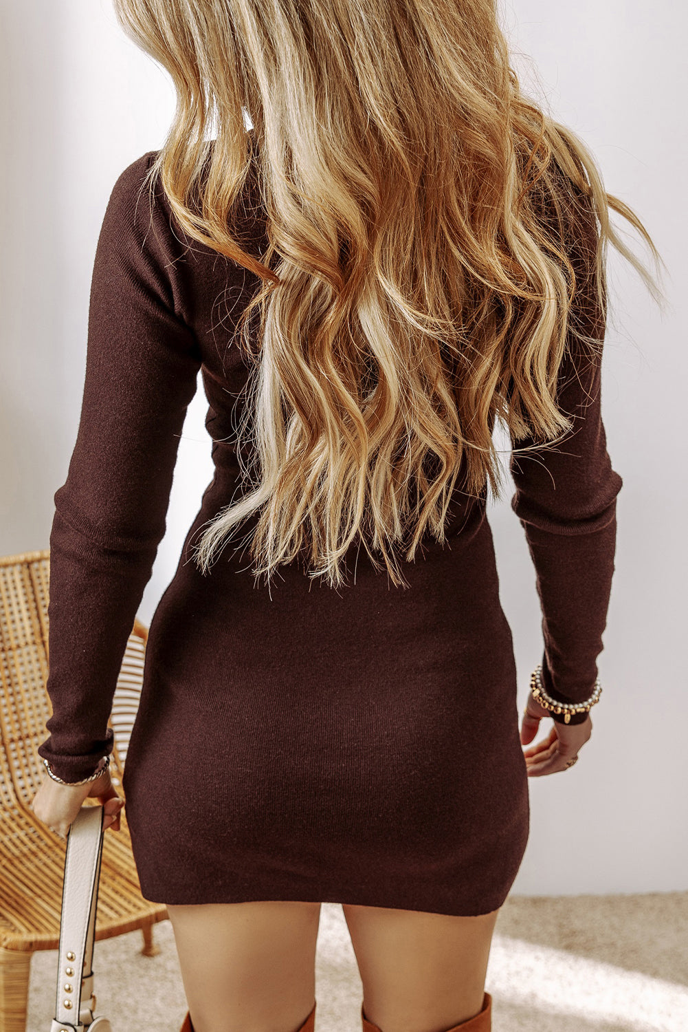 Chic Women's Brown Knit Midi Sweater Dress - Cozy Long Sleeve Relaxed Fit for Effortless Fall Style