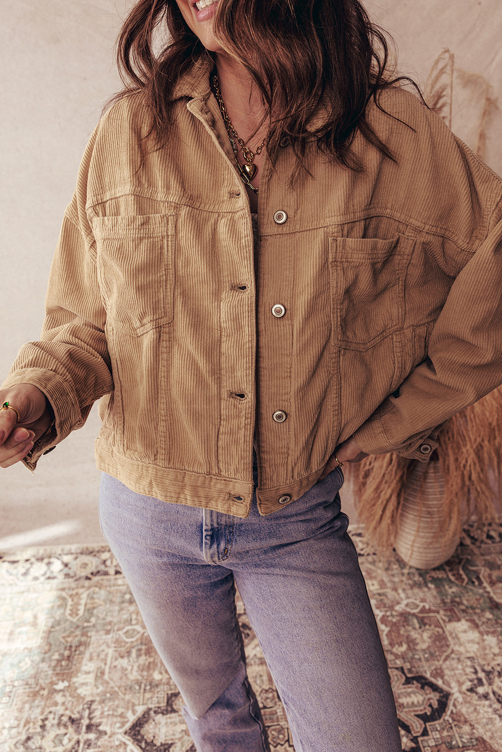 Plus Size Women's Cozy Camel Corduroy Jacket with Double Pockets - Stylish Fall Outerwear for Effortless Layering