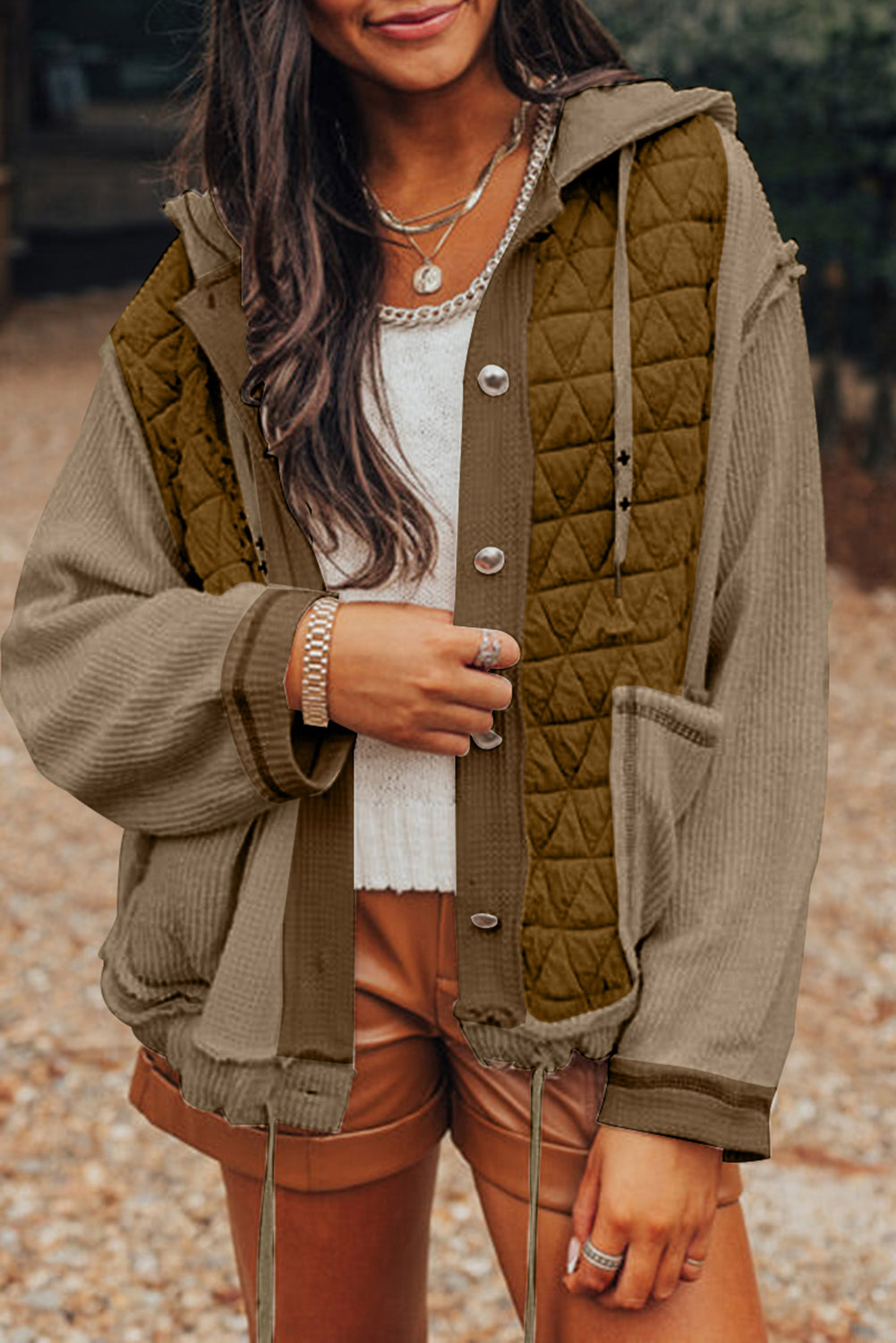 Trendy Women's Jungle Green Quilted Hooded Jacket - Casual Loose Fit with Stylish Textured Patchwork Detail