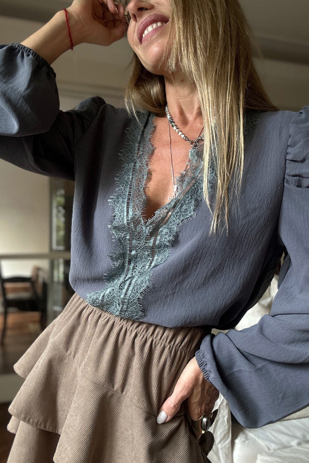 Chic Women's V-Neck Puff Sleeve Blouse with Wild Wind Eyelash Patch Detail - Perfect for Casual or Dressy Occasions