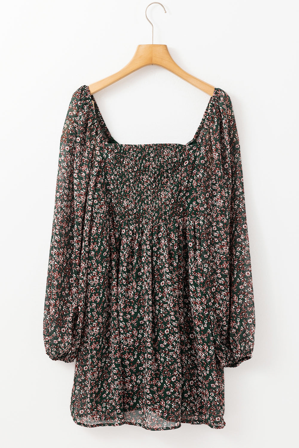 Elegant Women's Green Floral Summer Dress - Flowy Fit Perfect for Casual Outings, Garden Parties, and Outdoor Events
