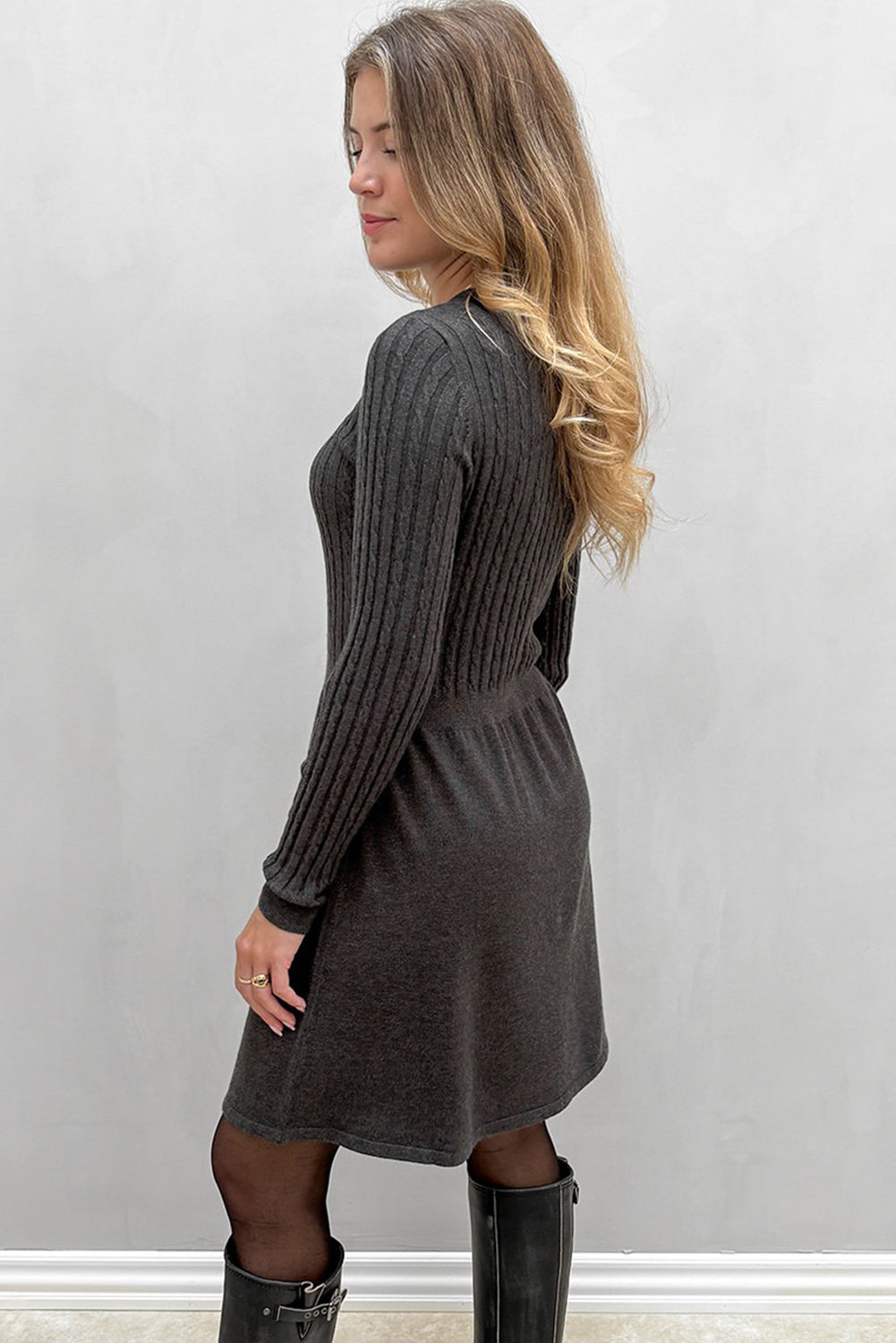 Women's Carbon Grey Long Sleeve Cable Knit Sweater Dress - Cozy Mini Dress with Fitted Bodice for Effortless Style