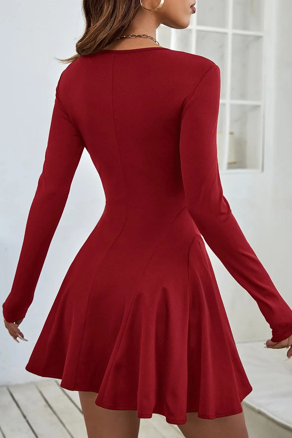 Elegant Women's Red Dahlia Long Sleeve Fit-and-Flare Mini Dress - Perfect for Casual Spring & Summer Events