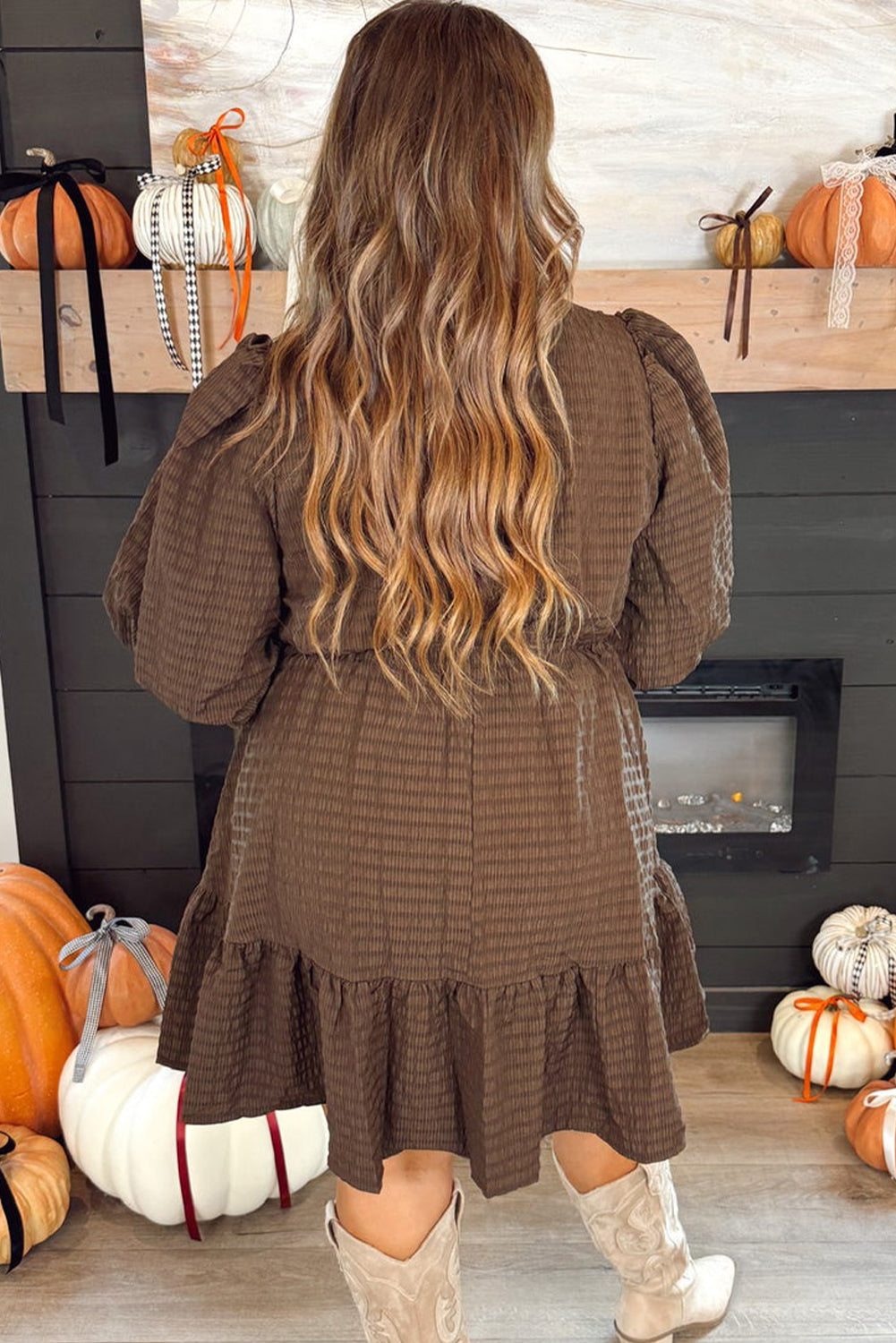 Plus Size Women's Coffee V-Neck Puff Sleeve Mini Dress with Frill Trim & Textured Fabric for Effortless Chic Style