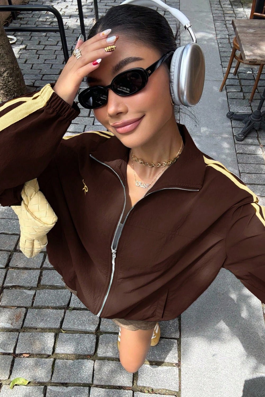 Cozy Women's Coffee Bow Embroidered Zip-Up Sweatshirt Jacket - Stylish Layering Essential for Casual Outings