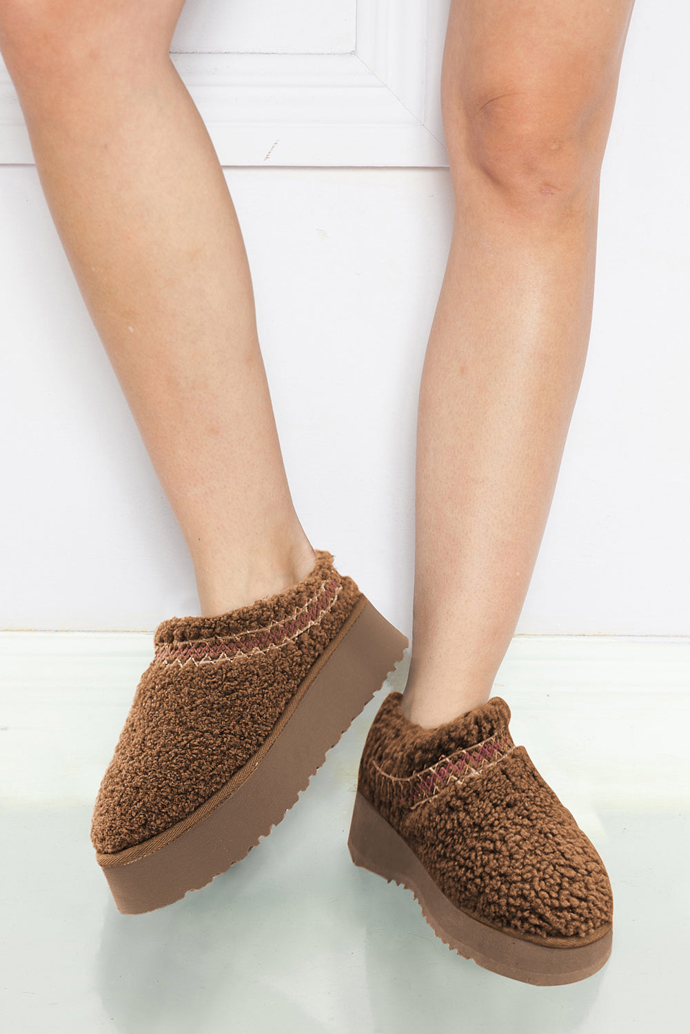 Cozy Women's Chestnut Sherpa Plush Snow Boots with Thick Sole & Embroidery for Ultimate Winter Comfort