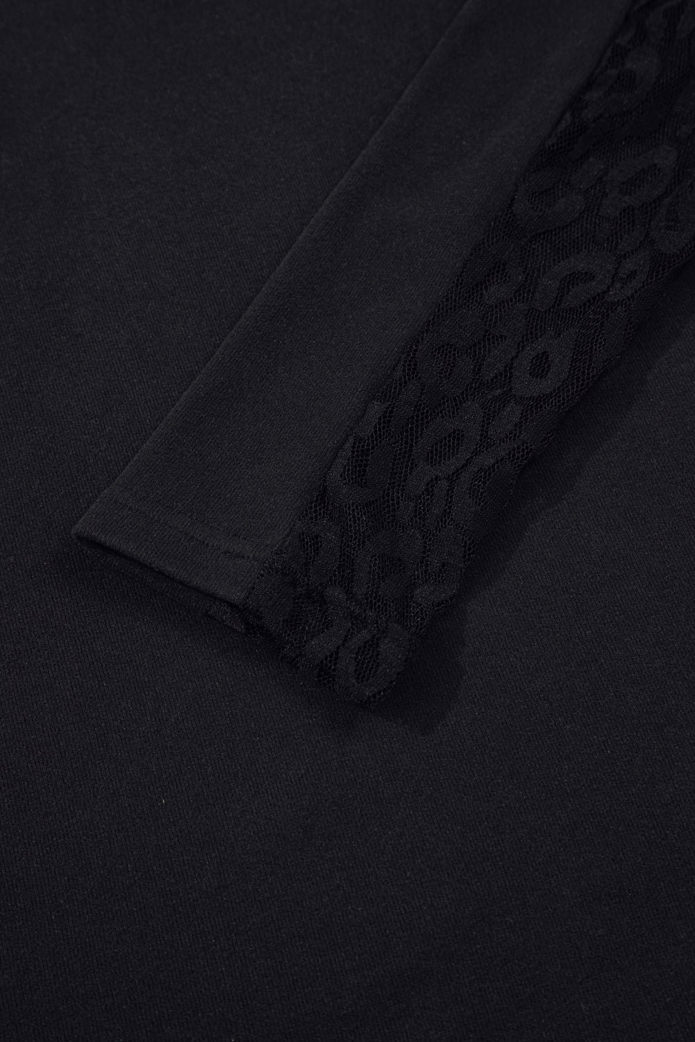 Elegant Black Fitted Top for Women - Chic Style Perfect for Casual or Dressy Occasions