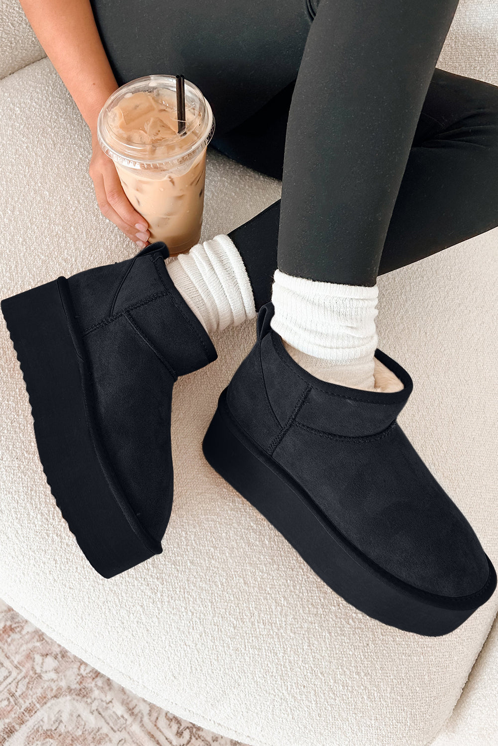 Women's Cozy Black Faux Fur-Lined Suede Ankle Snow Boots for Stylish Winter Comfort and Warmth