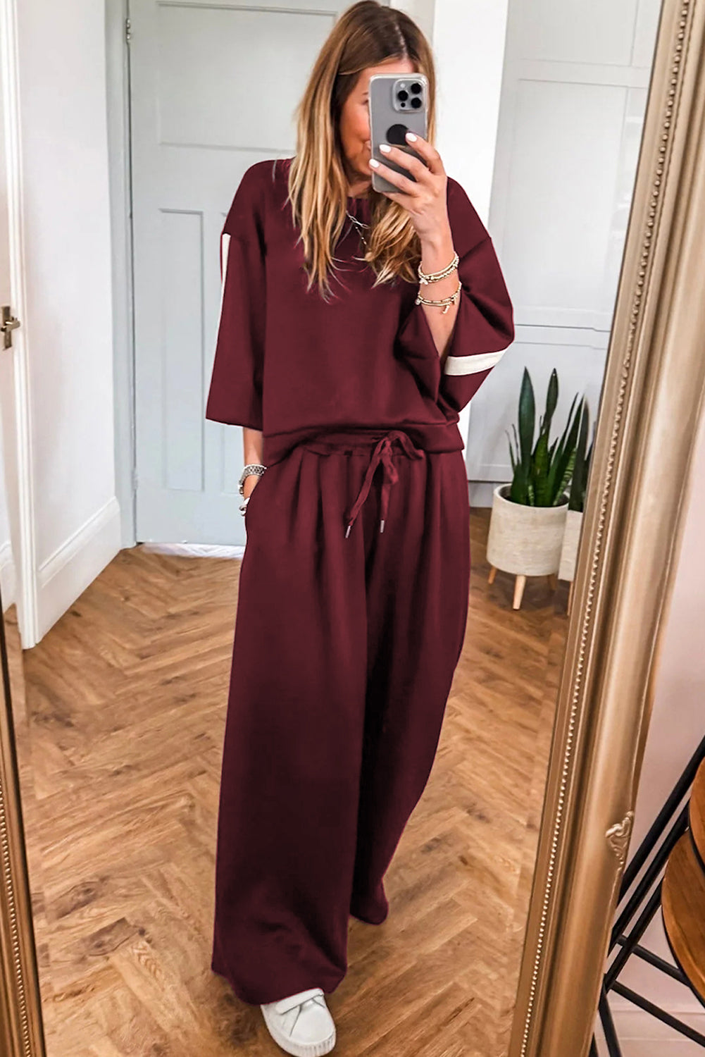 Burgundy Women's Casual Varsity Striped 3/4 Sleeve Pullover & Drawstring Sweatpants Set for Ultimate Comfort