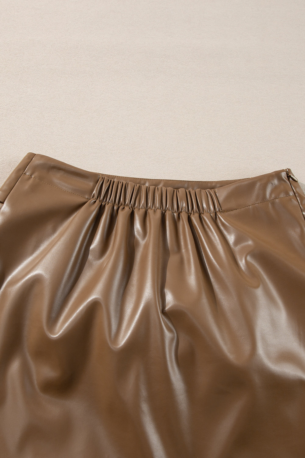Chic Coffee Bowknot Faux Leather Mini Skirt for Women - Stylish and Trendy, Perfect for Day or Night Out