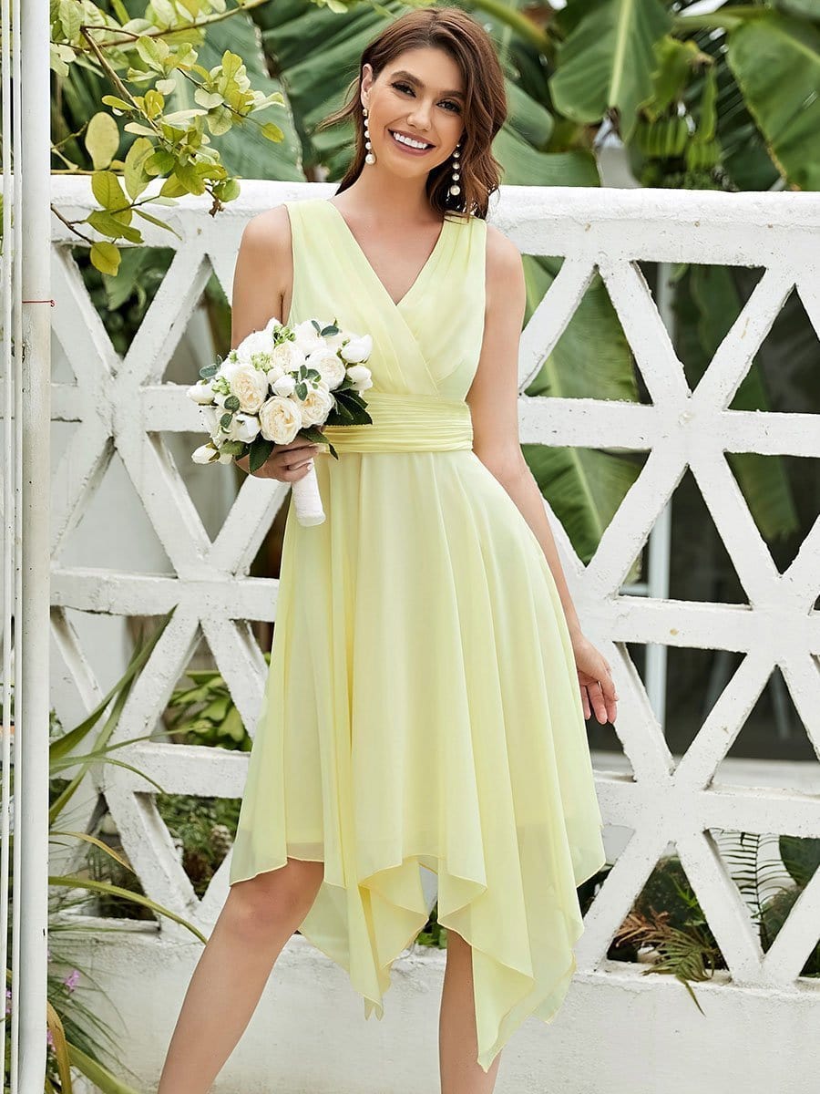 Elegant Knee-Length Chiffon Bridesmaid Dress with Unique Hem