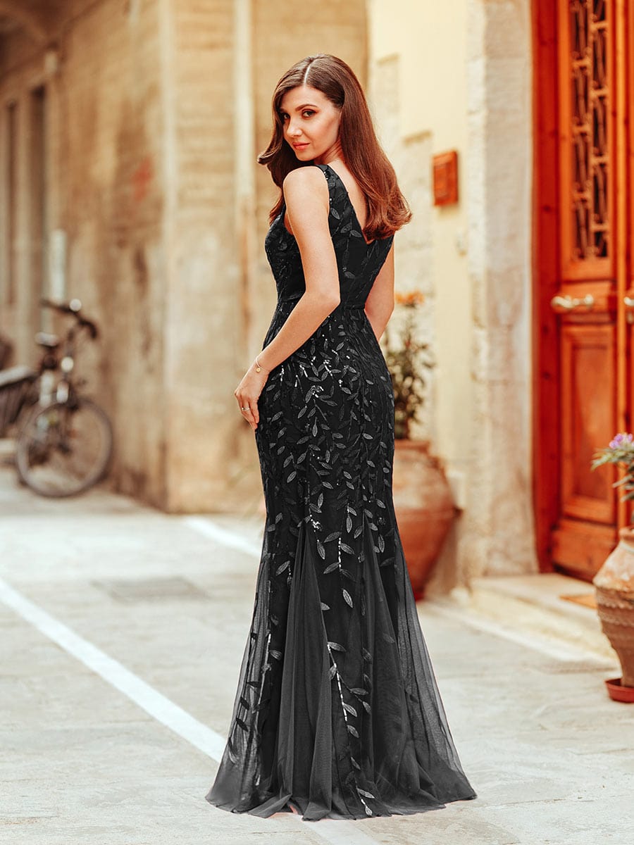 Glamorous Sequin Embellished V-Neck Mermaid Evening Dress