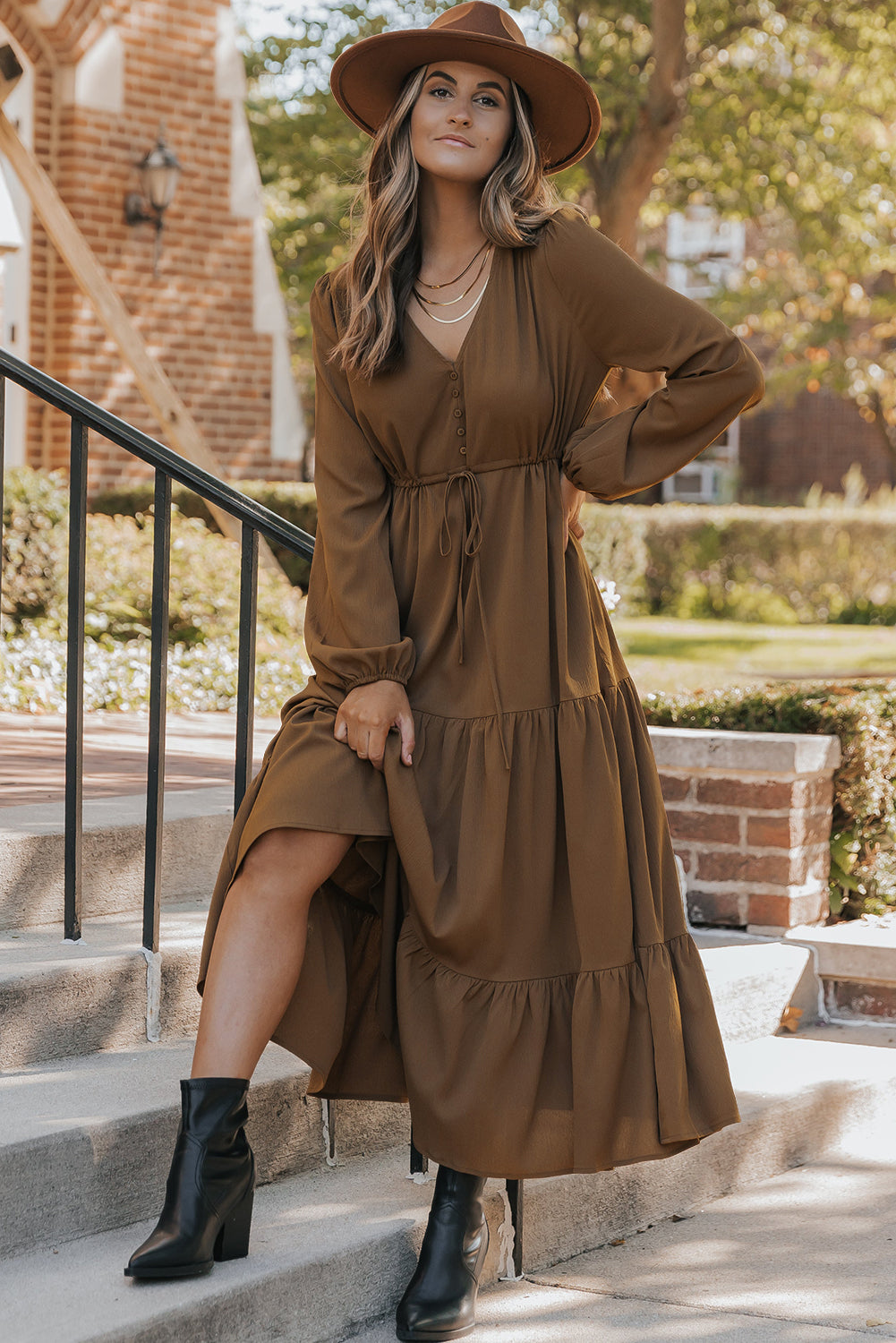 Elegant Women's Long Sleeve Maxi Dress - Flowy Fit in Classic Colors, Ideal for Parties, Weddings, or Casual Outings