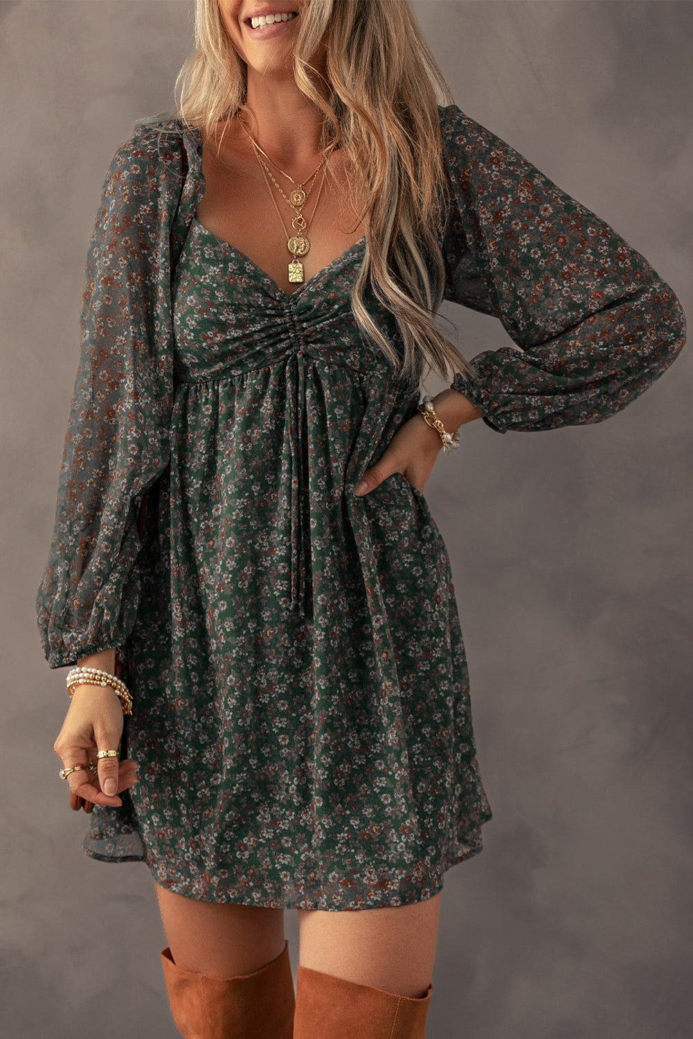 Elegant Women's Green Floral Summer Dress - Flowy Fit Perfect for Casual Outings, Garden Parties, and Outdoor Events