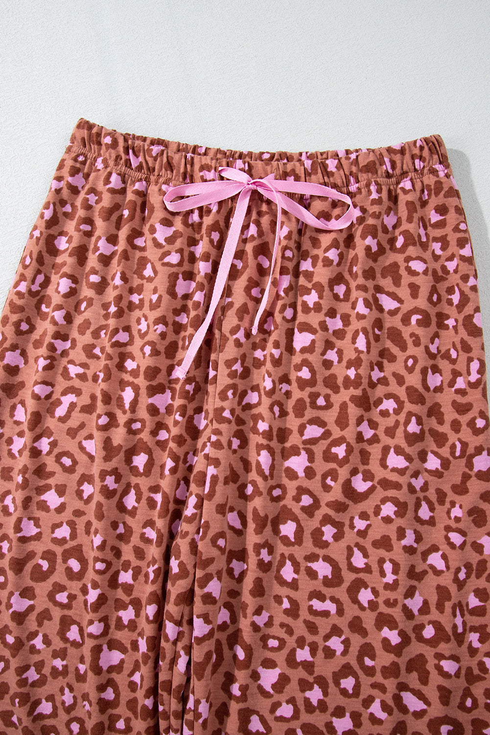 Stylish Women's Brown Leopard Print Short Sleeve Pajama Set with Pants - Cozy Loungewear for Ultimate Comfort