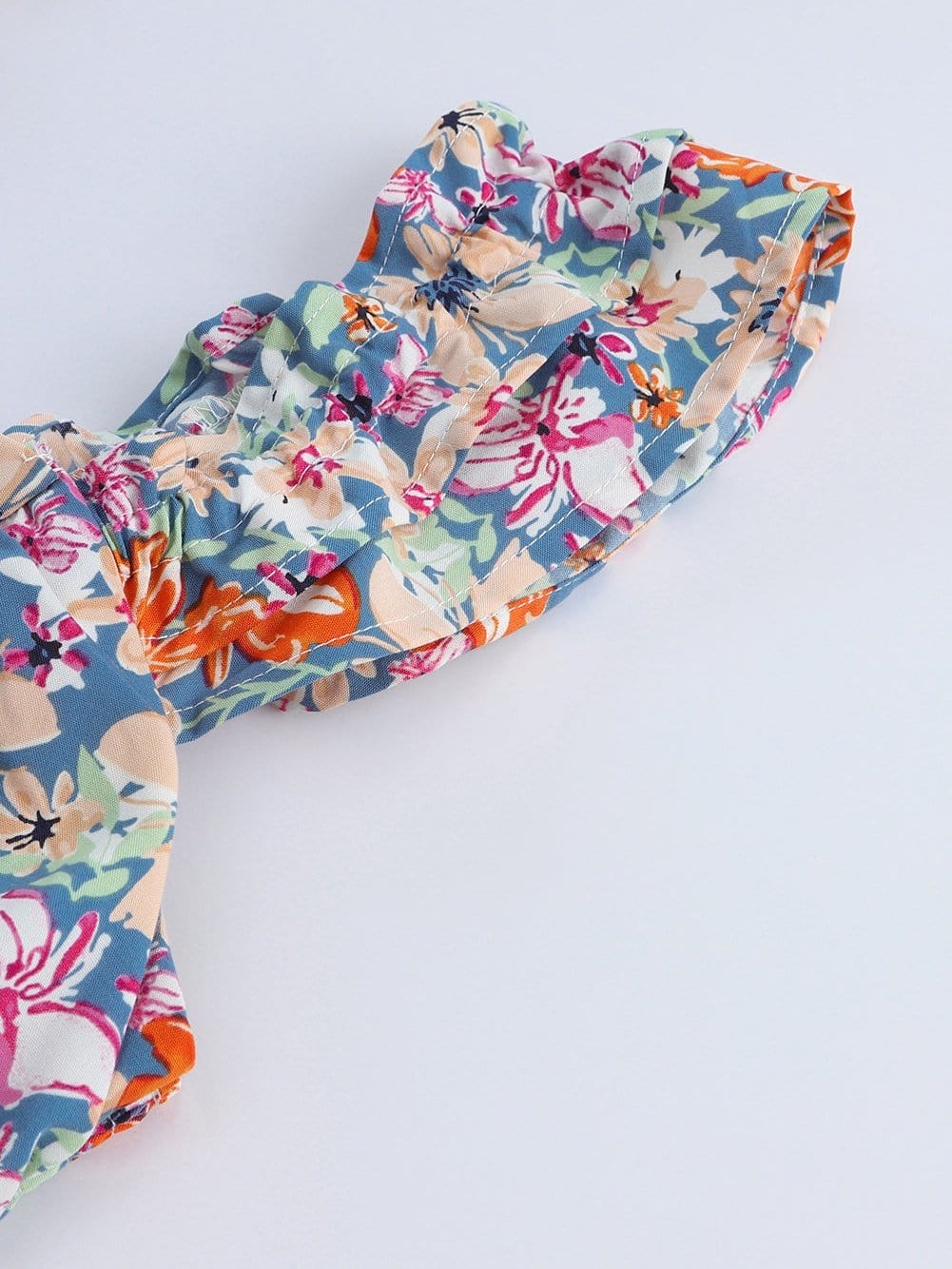 Chic Floral Sleeveless V Neck Cocktail Dress with Unique Hem