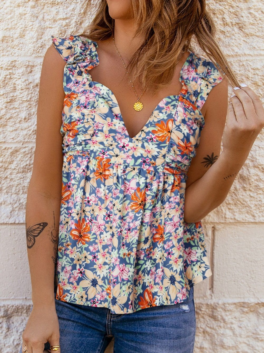 Chic Floral Sleeveless V Neck Cocktail Dress with Unique Hem