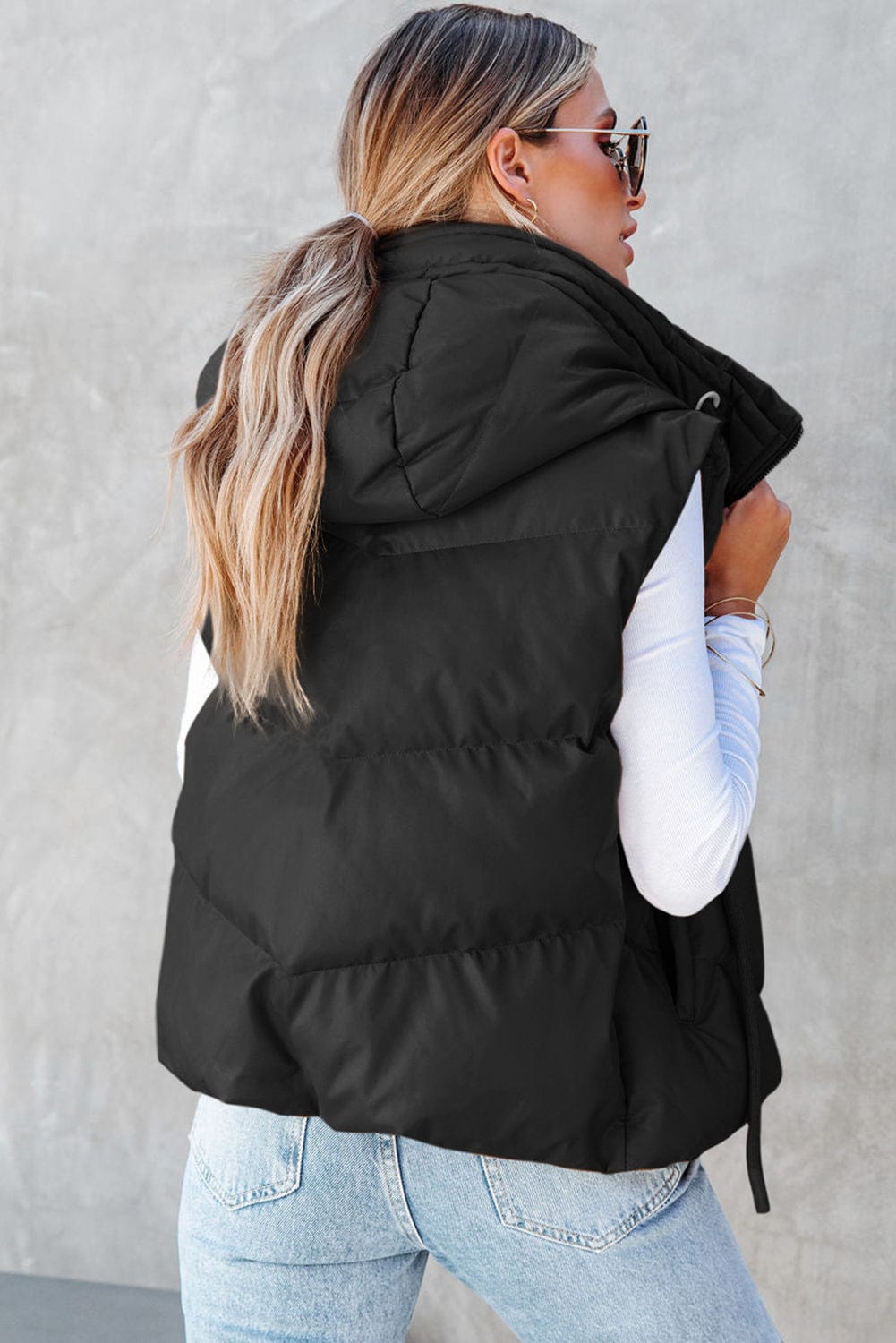Women's Solid Lightweight Thermal Layer Sleeveless Zip-Up Vest Coat