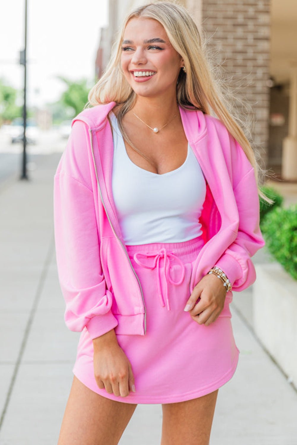 Stylish Women's Casual 2-Piece Bonbon Set: Zipped Hooded Top & Skirt for Effortless Everyday Comfort and Style