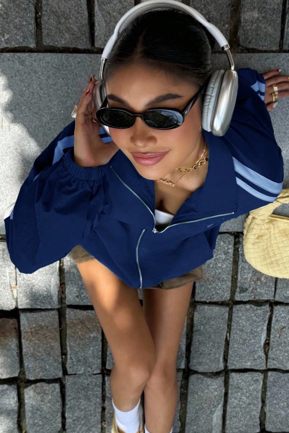 Women's Casual Blue Bow Embroidered Zip-Up Sweatshirt Jacket - Stylish, Comfortable Layering Essential for Everyday Wear