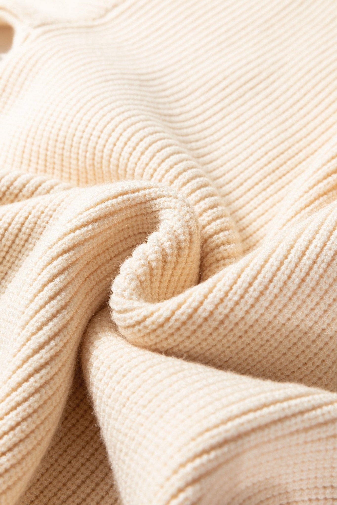 Women's Jet Stream V-Back Ribbon Detail Ribbed Knit Sweater