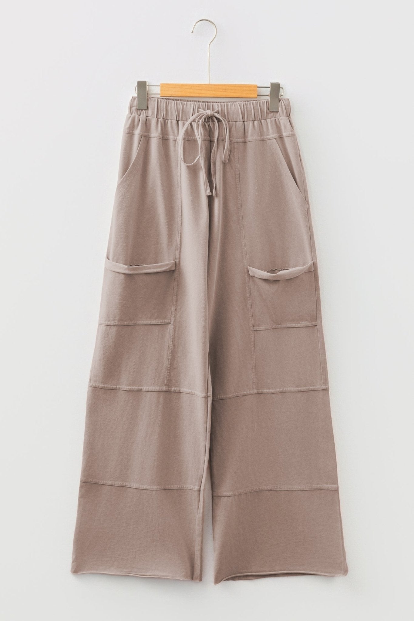 Women's Mineral Wash Cotton Wide-Leg Cargo Pants in Smoke Gray