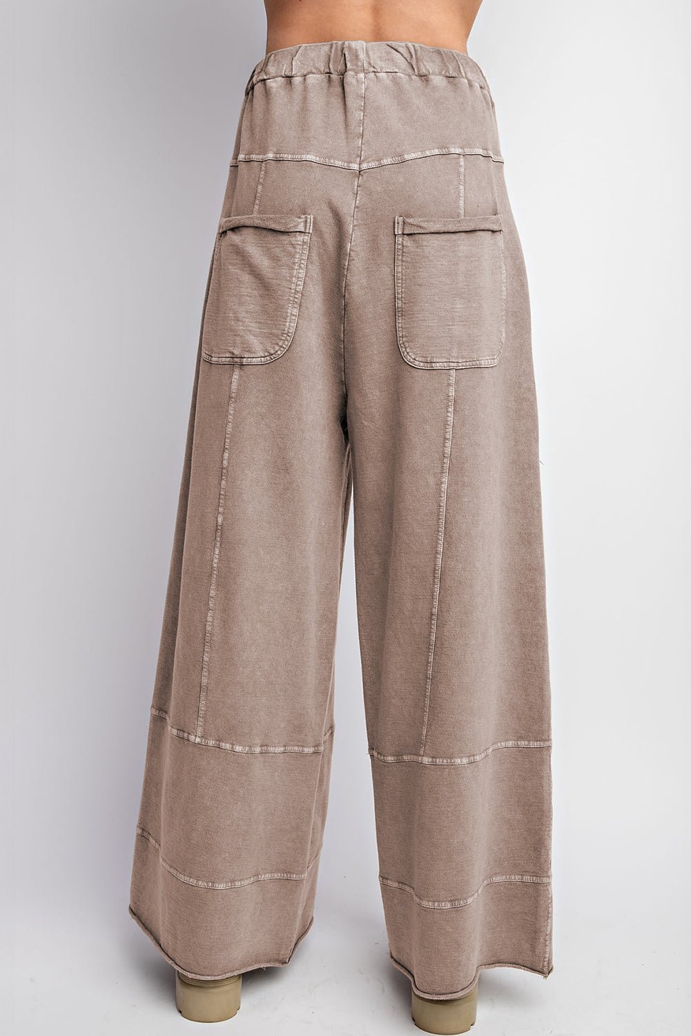 Women's Mineral Wash Cotton Wide-Leg Cargo Pants in Smoke Gray