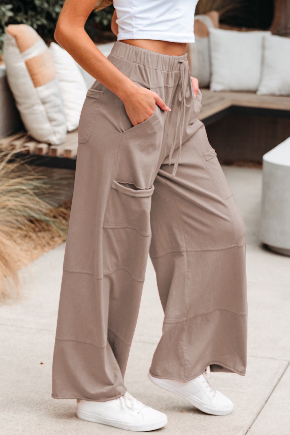 Women's Mineral Wash Cotton Wide-Leg Cargo Pants in Smoke Gray