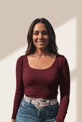 Women's Ribbed U-Neck Long Sleeve Cropped Top in Burgundy