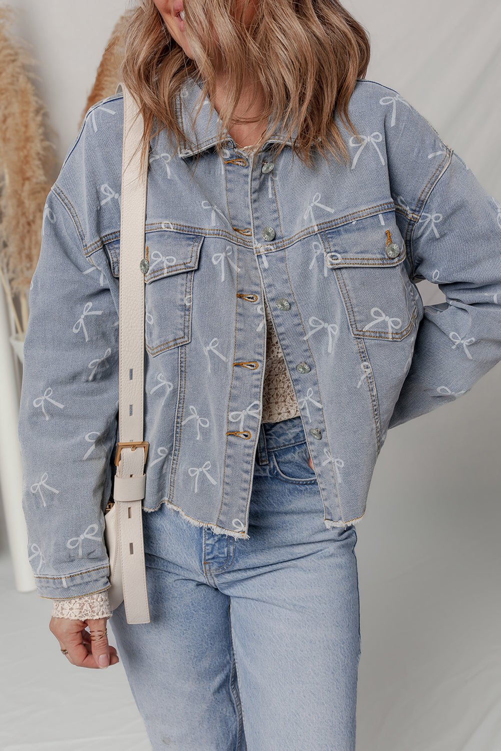 Women's Sky Blue Bow Print Raw Hem Denim Jacket