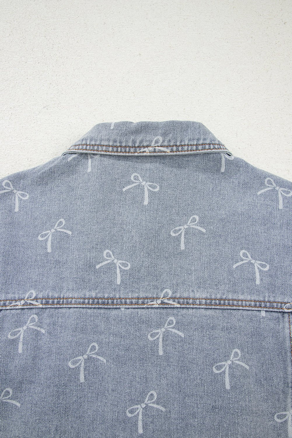 Women's Sky Blue Bow Print Raw Hem Denim Jacket